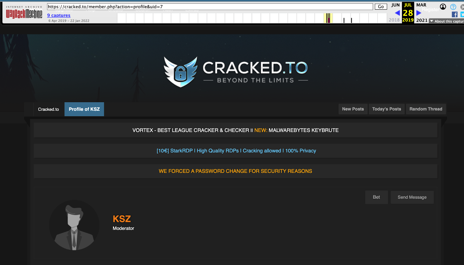 Profil Wayback Machine de KSZ sur Cracked.to — modérateur lié à StarkRDP